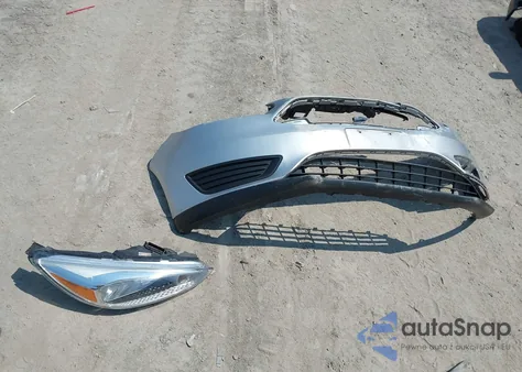 2016 Ford Focus Se from USA, damaged, VIN 1FADP3F22GL202103